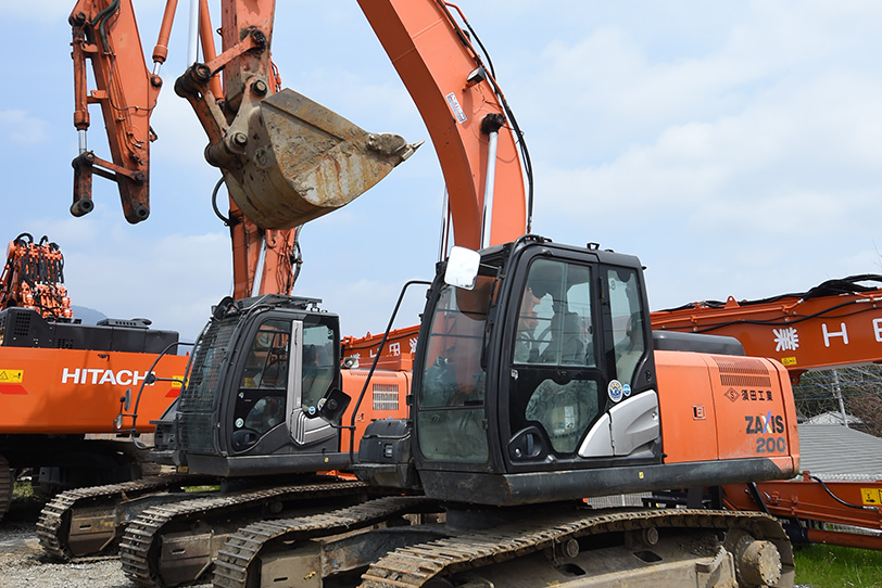 バックホー ZAXIS200
